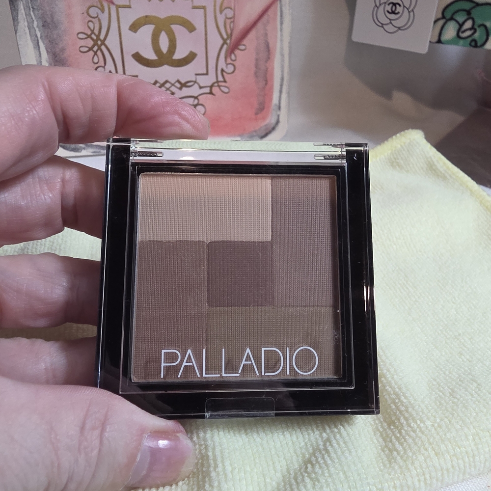 Palladio Matte Highlighter & Bronzer Compact - Warm Brown
